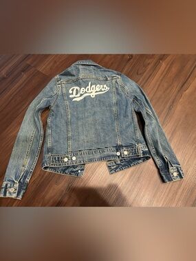 RARE Levi’s x LA Dodgers Special Edition Denim Trucker Jacket